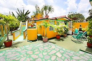Casa Mirtha Azcuy