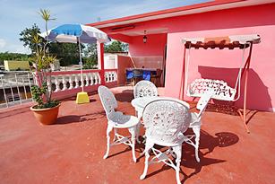 Casa Nolo | casa particular in Vinales | housing in vinales | bed and breakfast | cuba