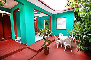 Casa Particular in Vinales, casa Villa Esmeralda, rent for room in vinales, vinales, bed and breakfast, cuba 
