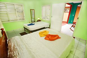 Casa Particular in Vinales, casa Villa Esmeralda, rent for room in vinales, vinales, bed and breakfast, cuba 