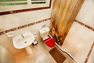 Casa Particular in Vinales, casa Villa Esmeralda, rent for room in vinales, vinales, bed and breakfast, cuba 