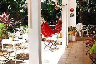 Casa Hostal Buscando Caniqui | casa particular in trinidad | trinidad | accommodation | bed and breakfast | cuba