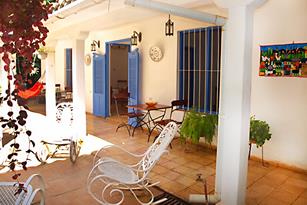 Casa Hostal Buscando Caniqui | casa particular in trinidad | trinidad | accommodation | bed and breakfast | cuba