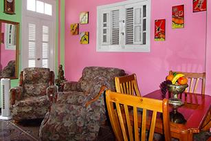 Casa Esteban | Homestay, Guesthouse | casa particular in Havana Center | room for rent | Cuba