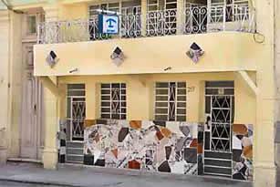 Sonia | Homestay, Guesthouse | casa particular in Havana Center | room for rent | Cuba