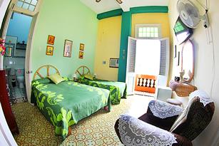 Casa Colonial Hostal Balcones | Homestay, Guesthouse | casa particular in Havana Center | room for rent | Cuba