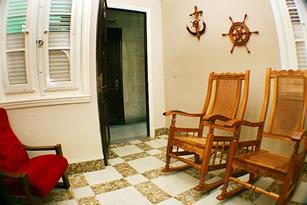 Casa Particular Azul | Old Havana Accommodation | room for rent | bed and breakfast | homestay