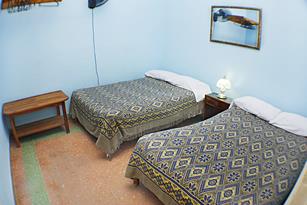 Apartment Gomez | Casa Particular in Old Havana | room for rent in Old Havana|Havana Bed and Breakfast 