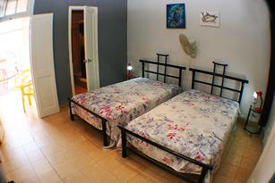 Apartment la terraza | Casa Particular in Old Havana | room for rent in Old Havana|Havana Bed and Breakfast 