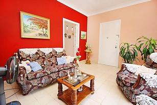 Apartment Antonio | Guesthouse in Vedadp | bed and breakfast havana | family house Vedado |Lodging in Vedado| Cuba