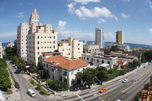 Apartment Elba | Guesthouse in Vedadp | bed and breakfast havana | family house Vedado |Lodging in Vedado| Cuba