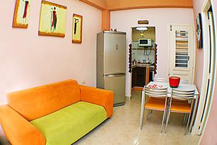 Apartment Gisel | private apartment in Old Havana | bed and breakfast | habana vieja | guesthouses