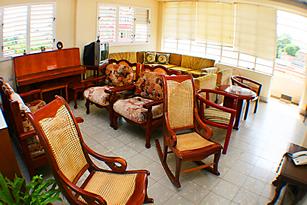 Apartment Ivelis y Marita | Guesthouse in Vedadp | bed and breakfast havana | family house Vedado |Lodging in Vedado| Cuba